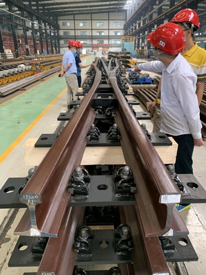 گواهی ISO طول 6-12 متر BS11 1985 Steel Track Rail Arem2008