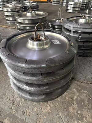 خرید 42CrMo چرخ های آهن 900 ′′1250mm برای سیستم های معدن و راه آهن سنگین online manufacture