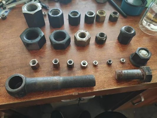 پیچ و مهره مسیر راه آهن M24 فیش دم پیچ و مهره قسمت ریل راه آهن Sleeper Spike