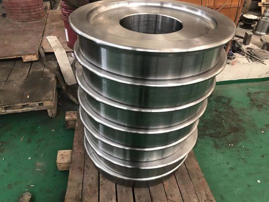 چرخ های ریلی فورج شده داغ 12 اینچ 4140 مواد 490 Hb سختی